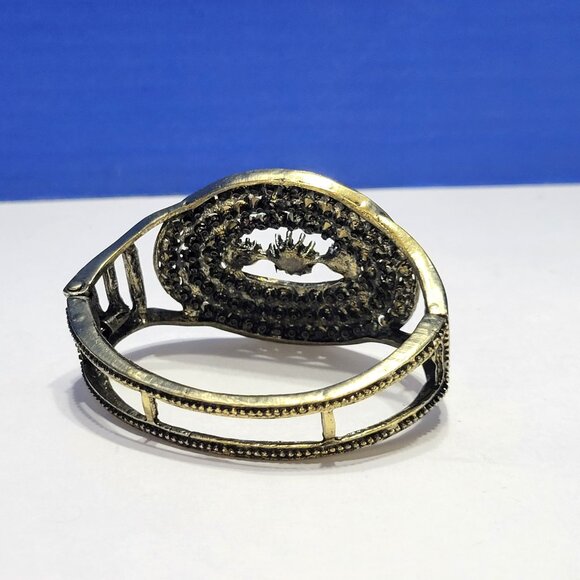 Vintage Rainbow Rhinestone Clamper Bangle Statement Bracelet - Picture 5 of 9